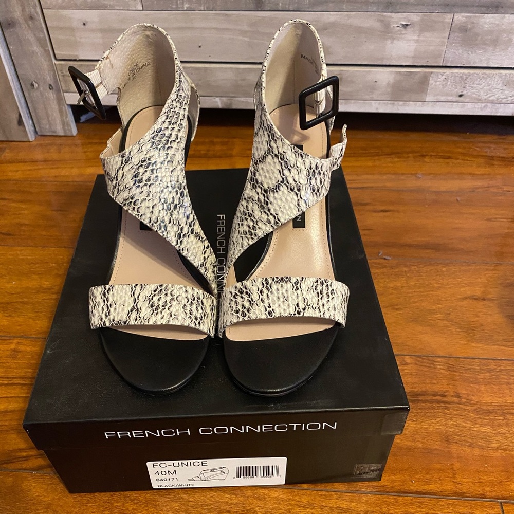 French Connection sandals